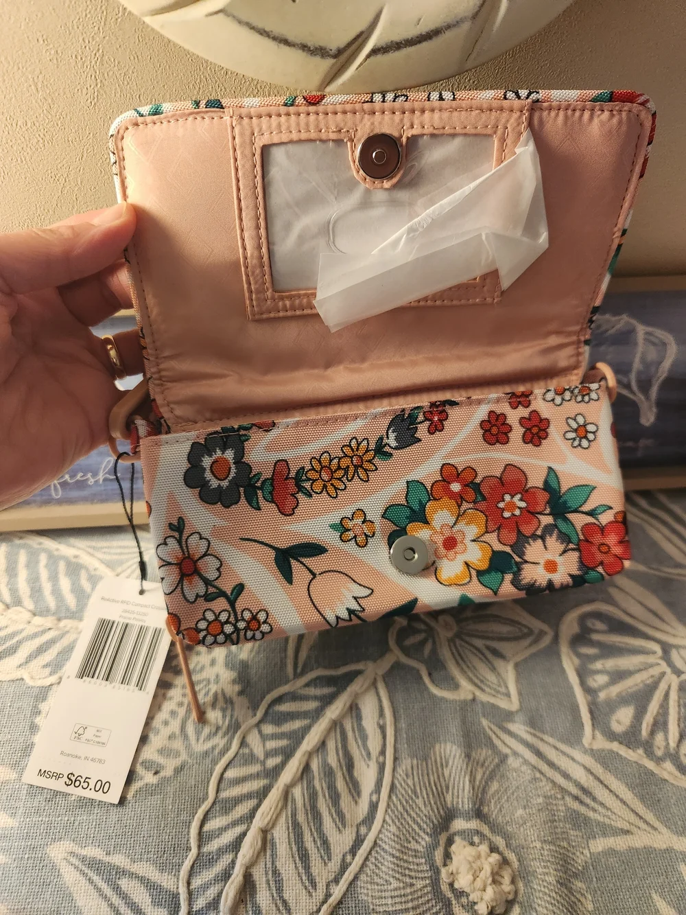 NWT!  Vera Bradley Pink Floral Crossbody Wallet